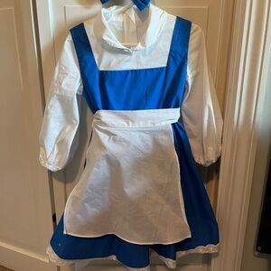 4T Belle costume
